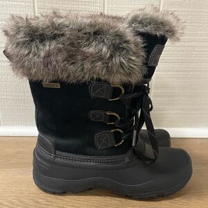Khombu Slope Winter Boots in Black Size 6